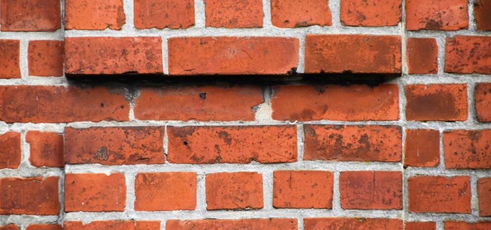 Comment faire les joints autour des murs