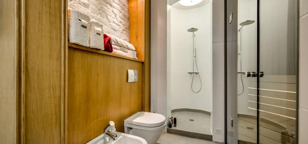 Pose parquet dans salle de bain : faisabilité