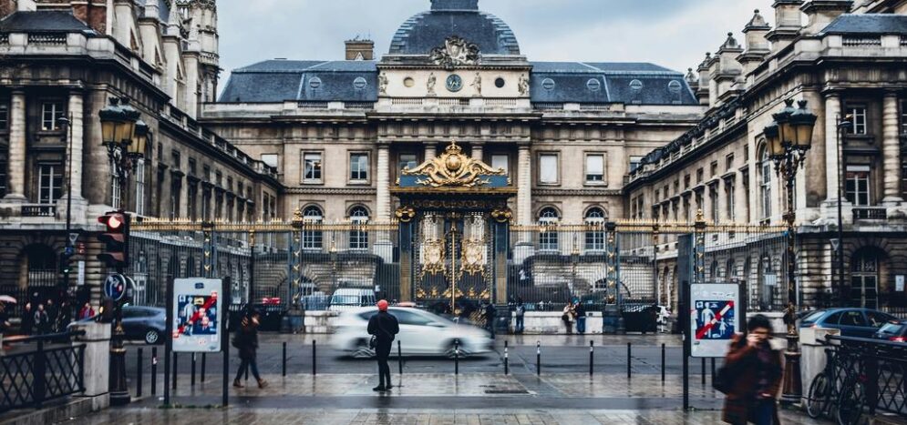 Pose de parquet dans les boutiques de mode à Paris