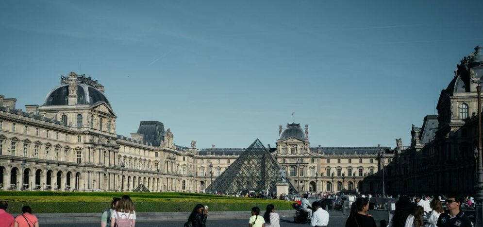 Prix pose sol stratifié Paris fourchettes et exemple de devis
