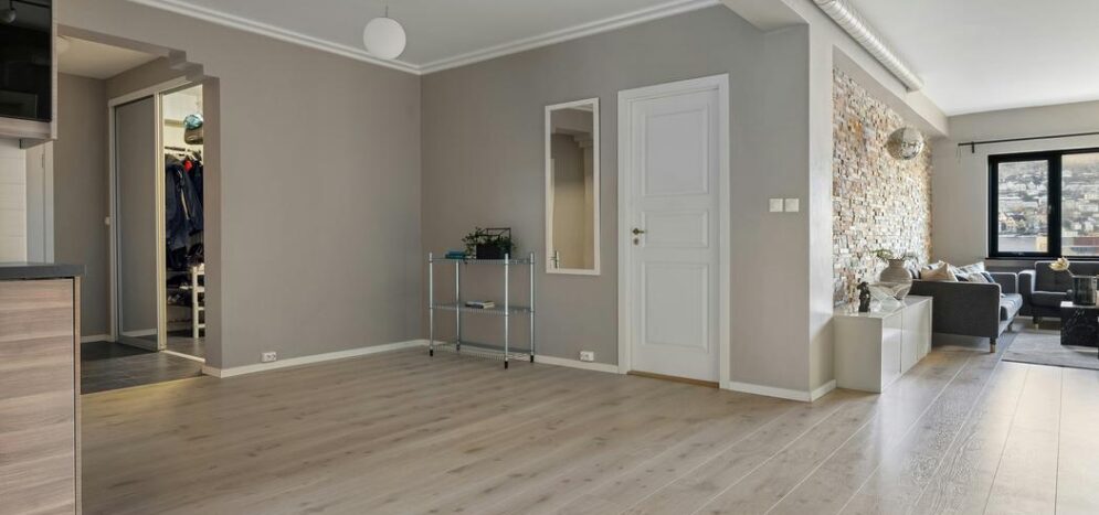 Pose flottante ou collée pour appartements anciens