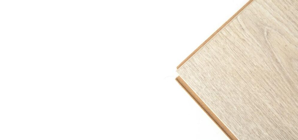 Pose parquet flottant vs collé prix
